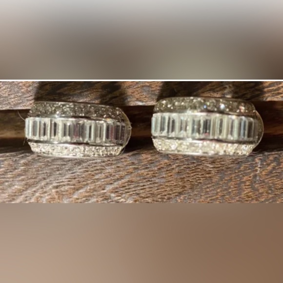 Christian Dior Crystal  Bagatelle Channel Set Clip On Earrings White Gold Plated - Picture 2 of 4